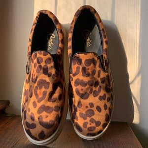 Candies Slip ons, size 8